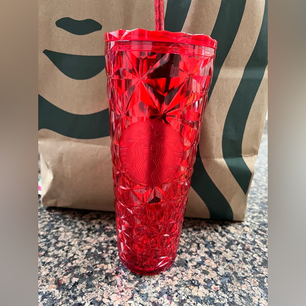 Starbucks holiday 2023 cup. Red Prism